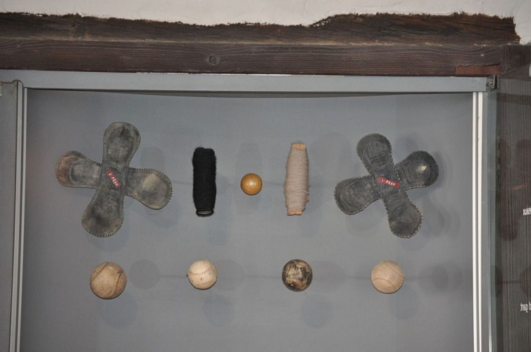 Sare_BAT_exposition_pelote