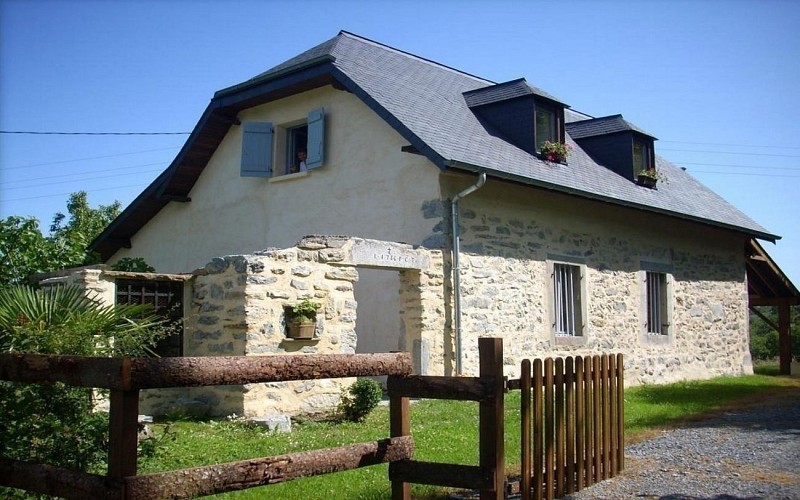 Gite Arthez d'Asson route des cols Pyrénées