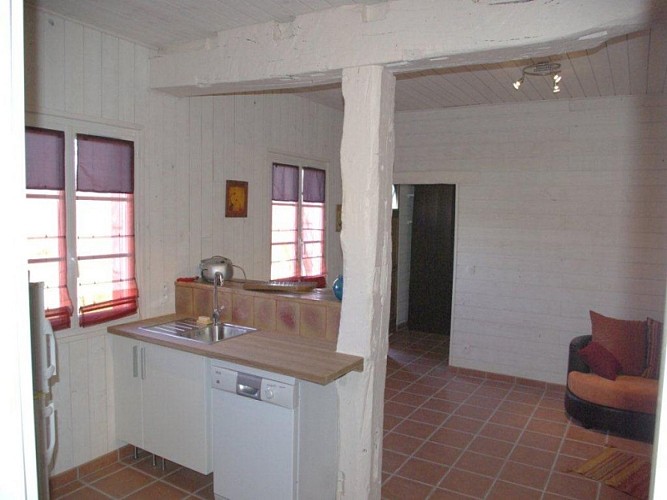 Madame Marie-Josée GARATE