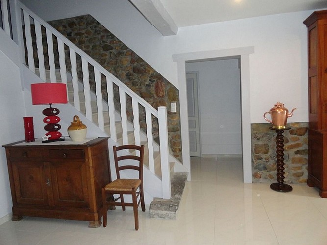 Location Loubet - Maison 10 pers - 09 - Escalier - Mendive