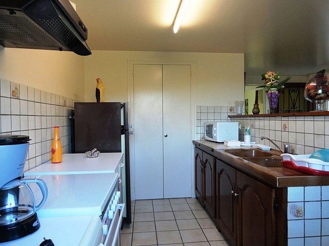 Location Amestoy - 02 - Cuisine - St Jean Le Vieux