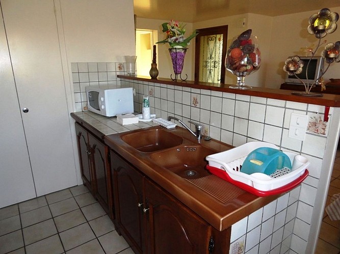 Location Amestoy - 03 - Evier cuisine - St Jean Le Vieux