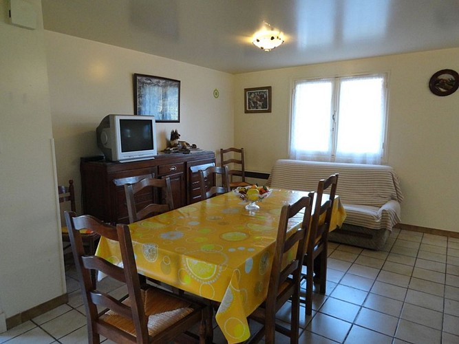 Location Amestoy - 07 - Salon - St Jean Le Vieux