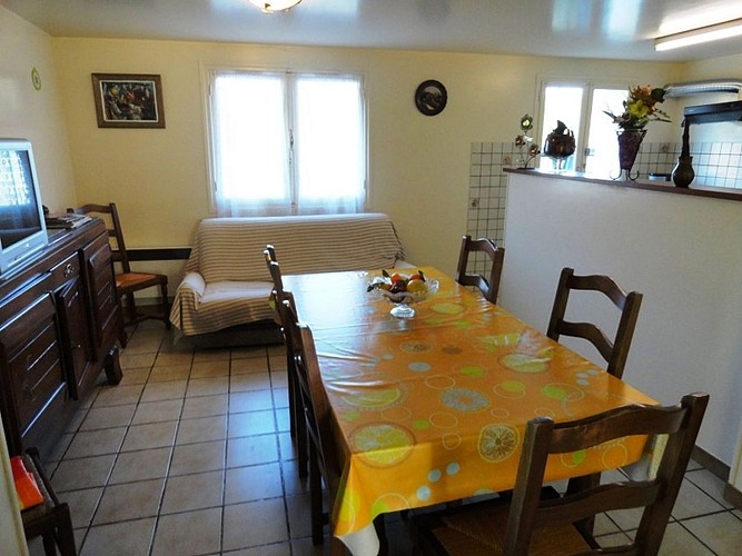 Location Amestoy - 05 - Salon - St Jean Le Vieux