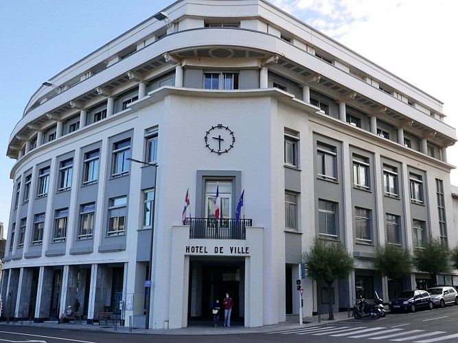 Mairie Biarritz façade 2
