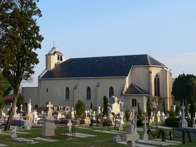 L'église Saint Martin et son cimetière - Biarritz