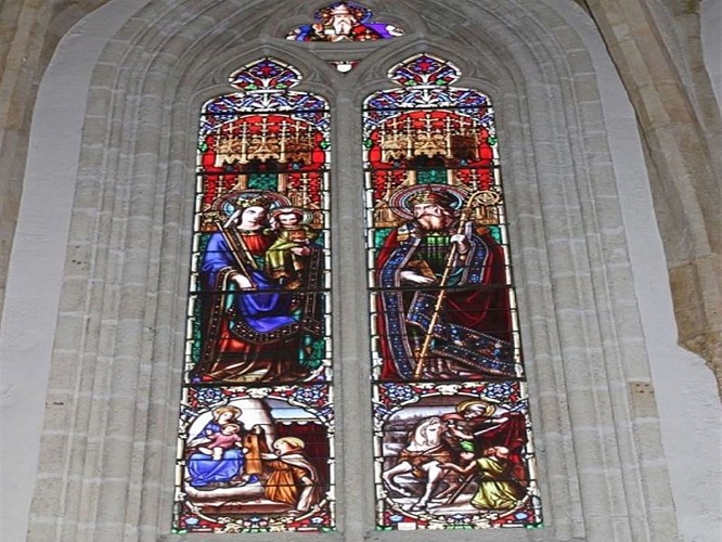 Eglise Saint Martin - Biarritz - Vitraux à l'intérieur