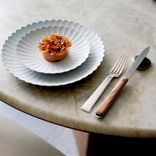 Couteaux basques à table