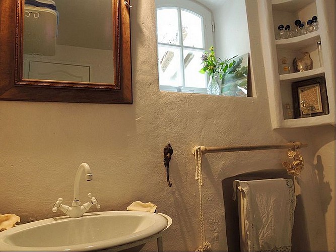 Location Chapelle - Baronnie - 08 - Salle de bain - Ainhice-Mongelos