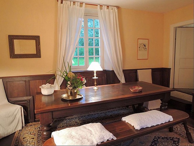 Location Chapelle - Baronnie - 04 - Salon - Ainhice-Mongelos