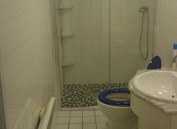 Gîte Arangaitza_salle d'eau 2_Alçay