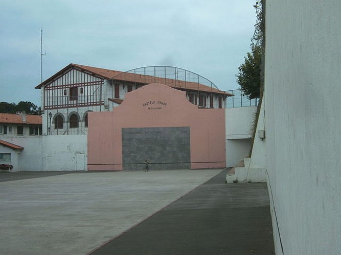 Fronton Gaztelu Zahar