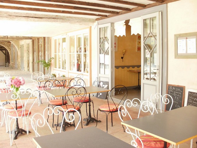 Restaurant - Crêperie- Labastide d'Armagnac - Sucre paille - Terrasse (1)