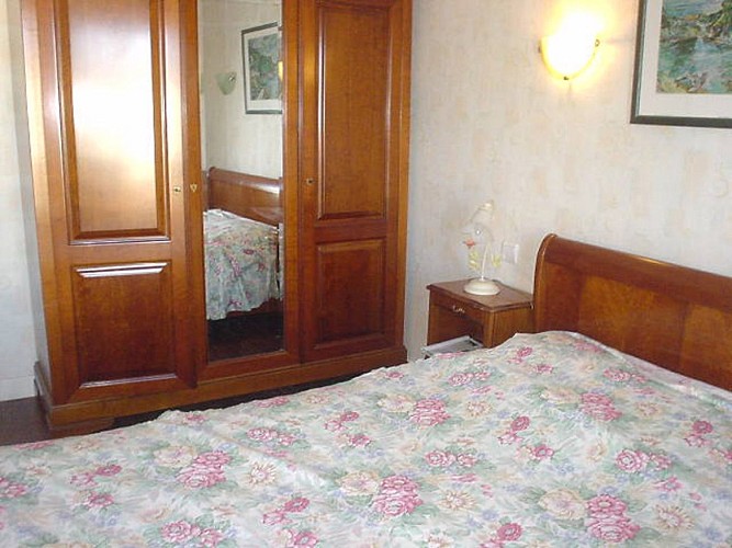 Location_acotztarra_ref641_saintjeandeluz