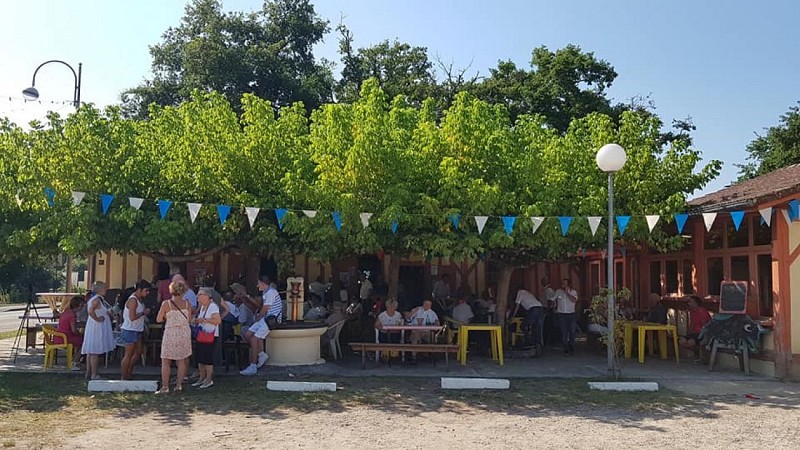 69005908_712973915822274_8062919813900533760_n