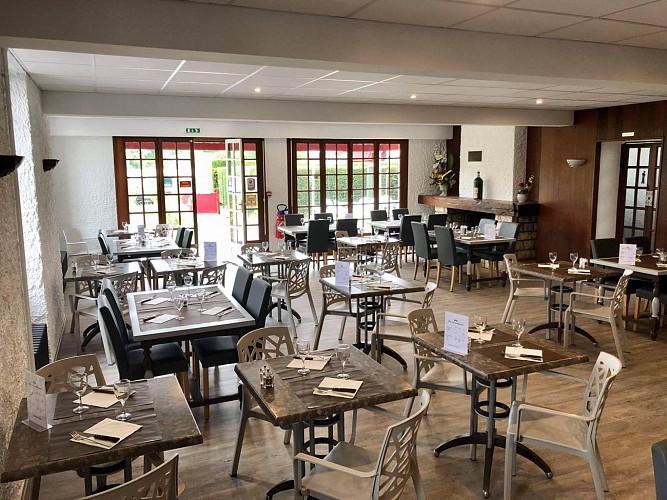 La Crémaillère salle de restaurant