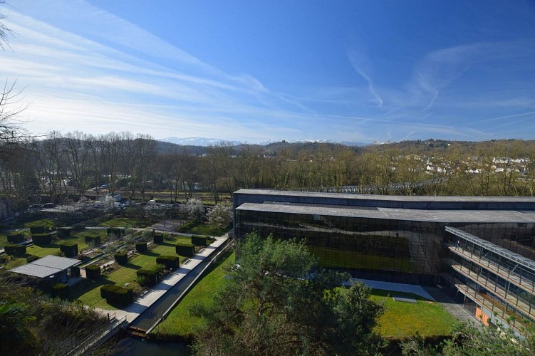 Jardins contemporains CG 64 - Pau - Vue depuis ascenseur