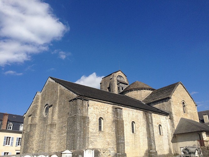 Eglise-Sainte-Croix---OLORON-SAINTE-MARIE---OTHB----DI