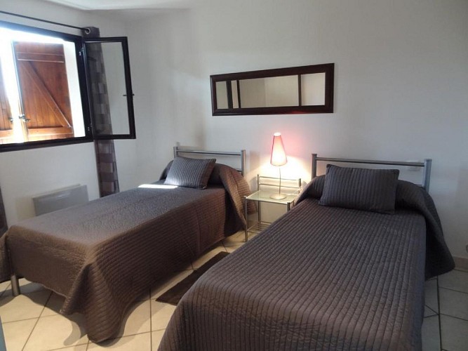 Maison Garicoitz chambre deux lits - St Jean Pied de Port