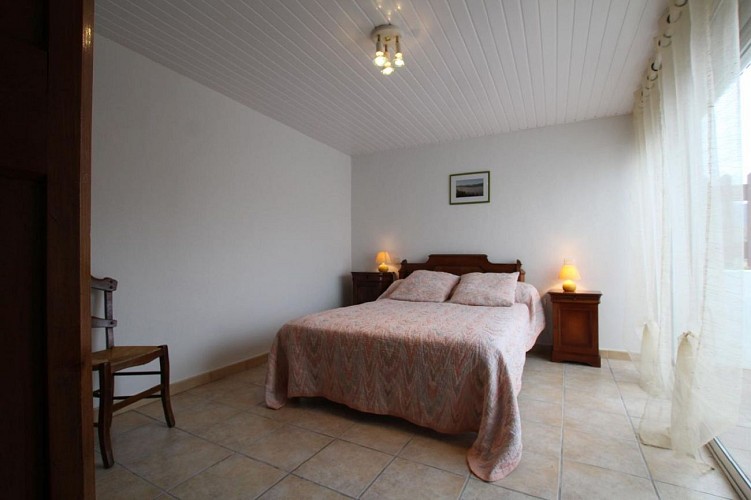 Maison Barnetche chambre lit double - Mendive