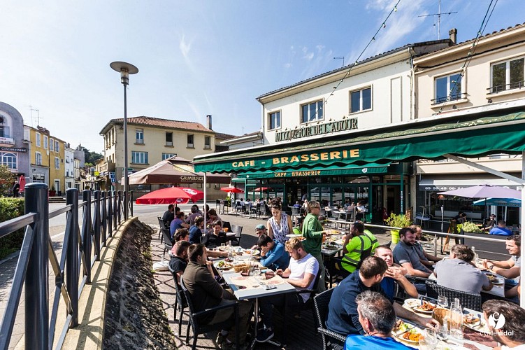 Comptoir-de-ladour-1