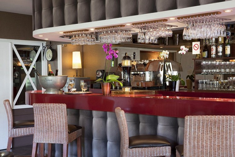 Le Renaissance resto 2_3