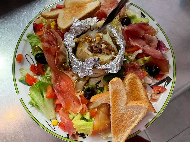 239103691_3137147513183890_129496661559543451_n.jpg_5