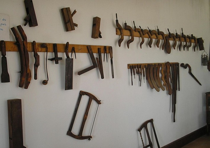 Musee de la chaise, outils