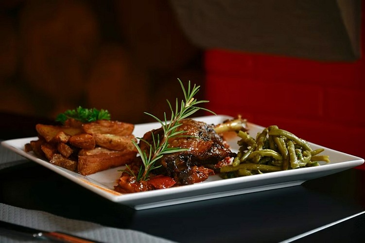 3c5d74_7df2406e4c674e05b517bcfcb4ee59d7~mv2 copie.jpg_3