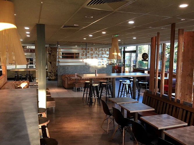 CASTETS_Mc Donald's_Int4