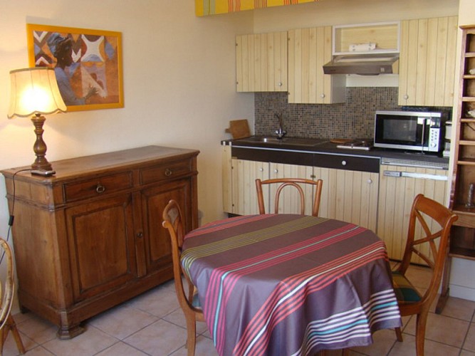 Agence Acotztarra 404-2010-00527