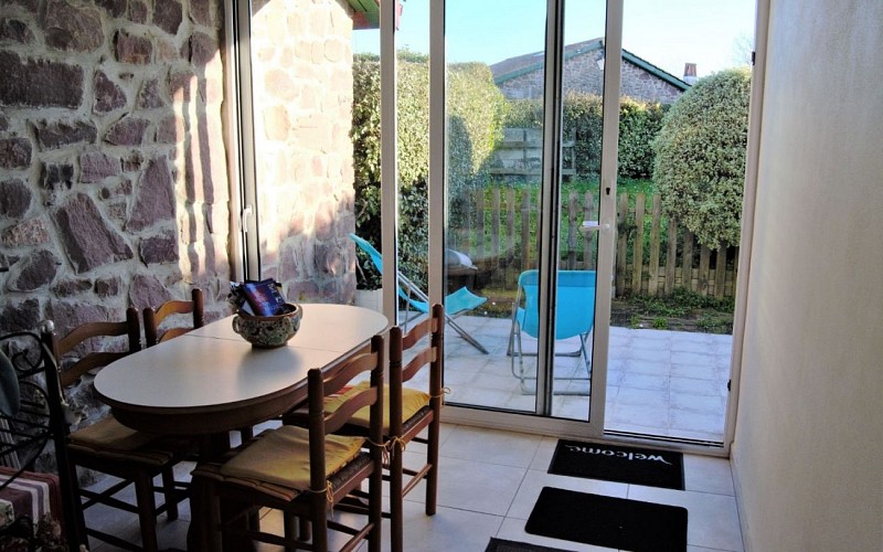 693-veranda-compressed-1440x900