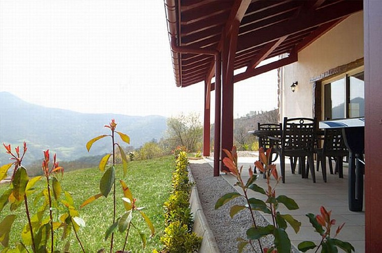 Maison Ospital terrasse - Ascarat