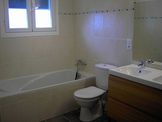 Madame Anne Marie VERGARA