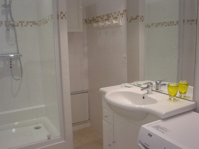 Agence Acotztarra 421-2010-00765