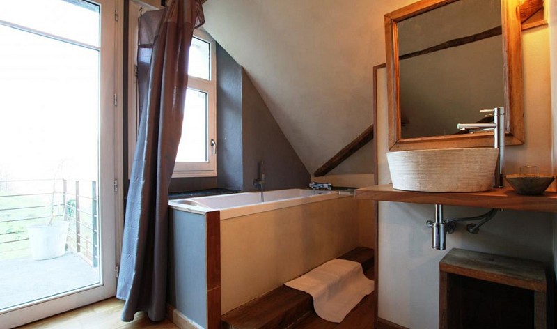 uthurraltea-sdb-chambre