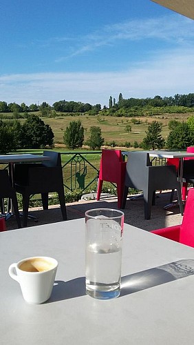 Castelnaud de Gratecambe_La-suite-vue-sur-le-golf-2