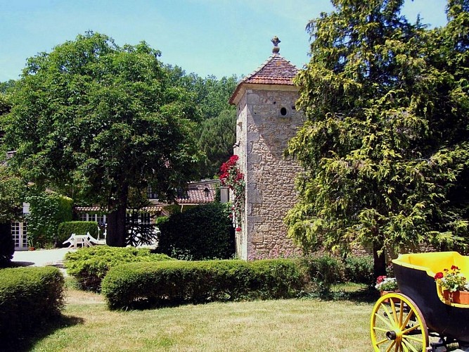 L-Holidays-cottages-rental-Dordogne-Gavaudun-015