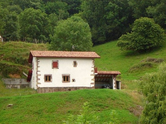 Location Elgorriague - vue maison - St Etienne de Baïgorry