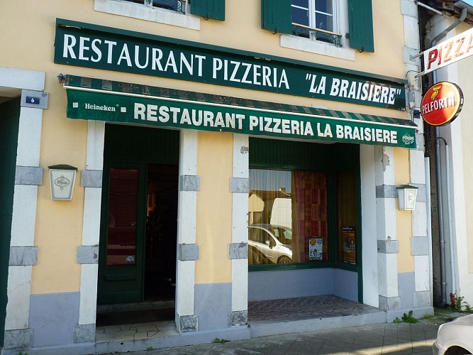 Garlin restaurant La Braisière crédit Tourisme & loisirs Coteaux Béarn Madiran (3)