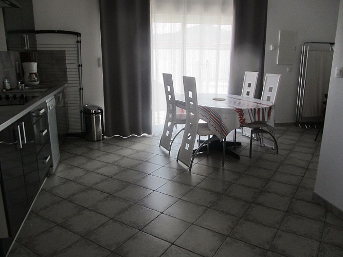 peguilhan_cuisinet1_meuble_urrugne