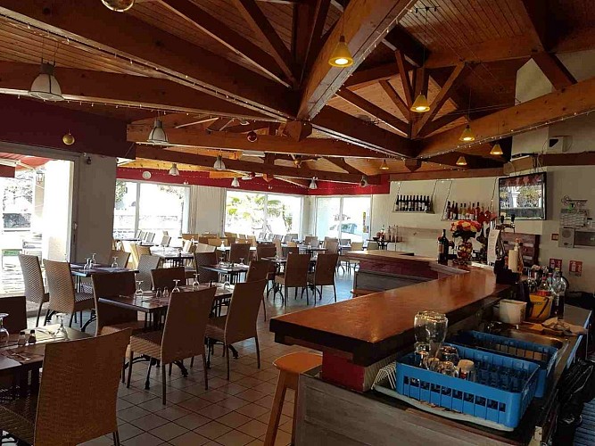 Restaurant Lusitano 2 - Poey - salle