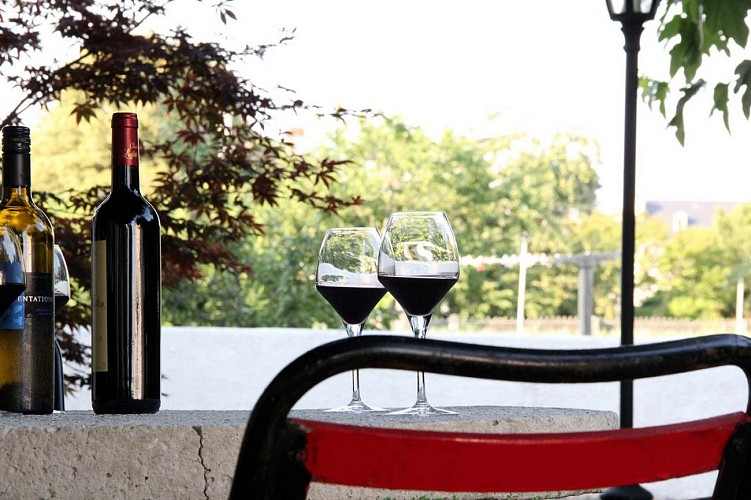 Restaurant Beyrie Coustille - Uzein - la terrasse