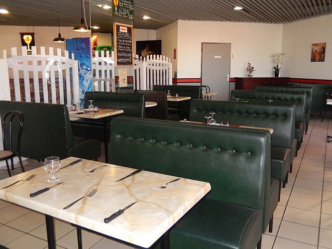 Restaurant Estanquet - Lons - salle 2