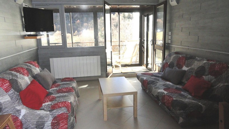 MEUB BICHON 1440X900divers4 054