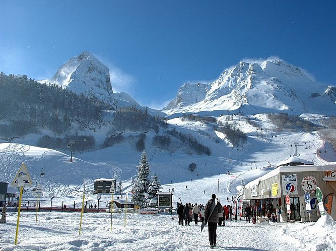 Madame Corinne MARQUILLO