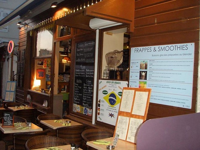 Crêperie bleue de toi salle de restaurant