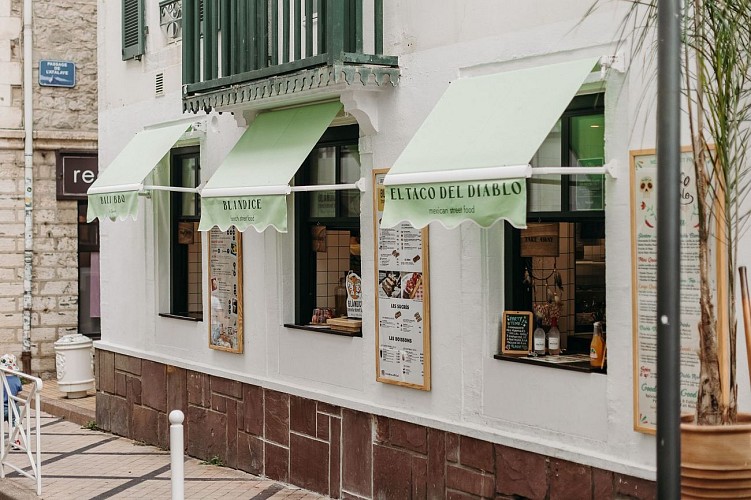 Palmito-food-market-restaurant-biarritz-streetfood-2