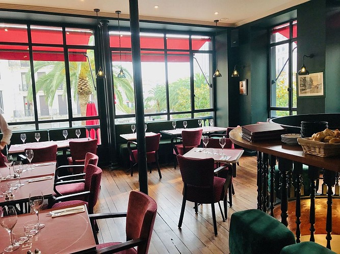 Royalty salle du haut