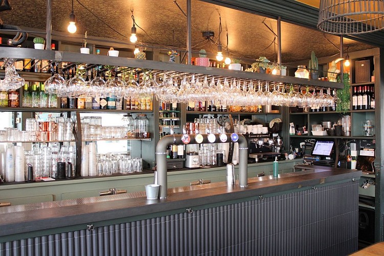 Rendez-vous des Halles Biarritz bar 2